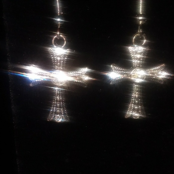 Earrings - Picture 4 of 6